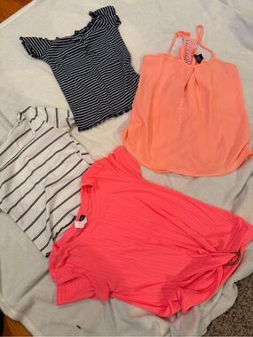 4x18 Coral Pink Sleeveless Lace-Back Tank Top -  Women/ 4 small T shirts.